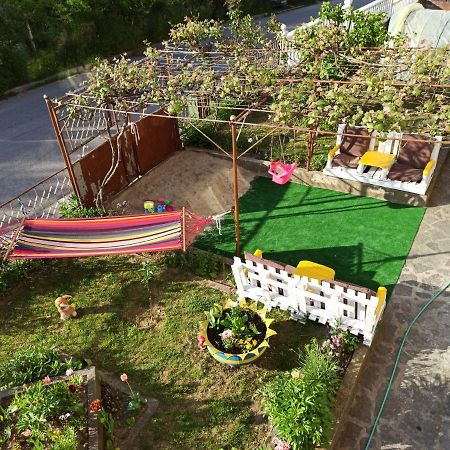 Guest Rooms Profirov Zlatograd Exterior foto